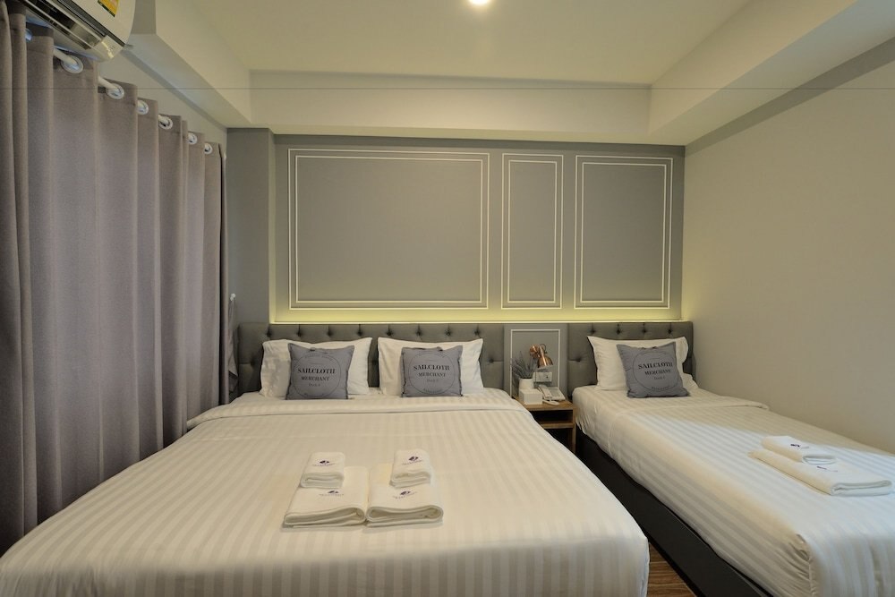 De Lavender Bangkok Hotel Room Type - Deluxe Triple Room De Lavender Bangkok Hotel Room Type - Deluxe Triple Room