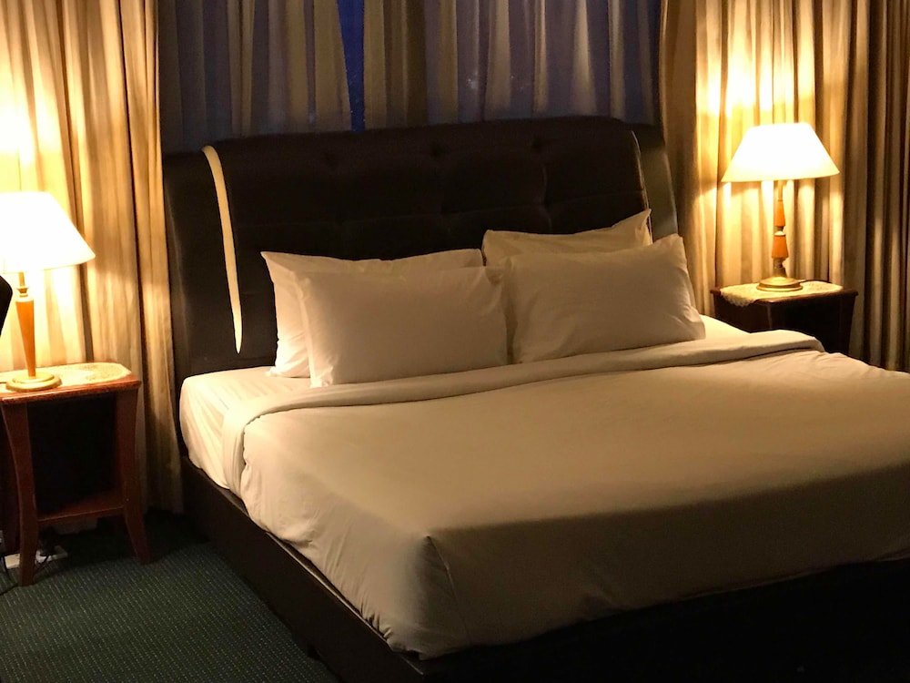 Times Square Service Suites Room Type - Family Suite, 2 Bedrooms, 2 Bathrooms, City View