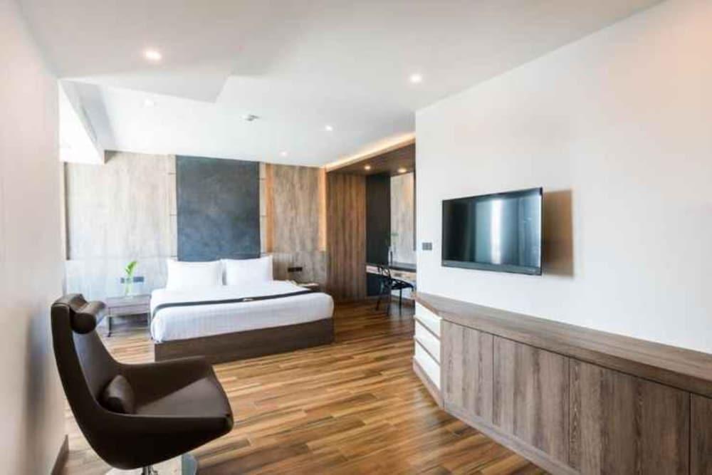 Acqua Hotel Room Type - Junior Suite Acqua Hotel Room Type - Junior Suite
