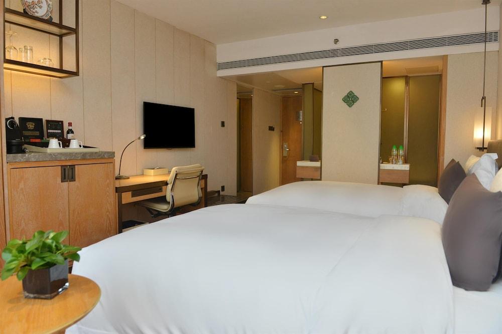 The Garden Hotel Guangzhou Room Type - E500 Non-Smoking Twin Bed Room