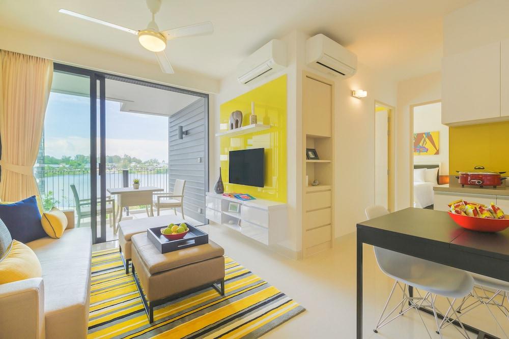 Cassia Phuket Room Type - 1 Bedroom Water