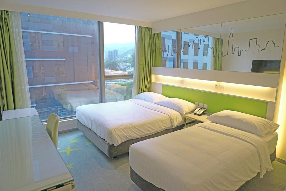 Dorsett Tsuen Wan Room Type - Family Triple Room Dorsett Tsuen Wan Room Type - Family Triple Room