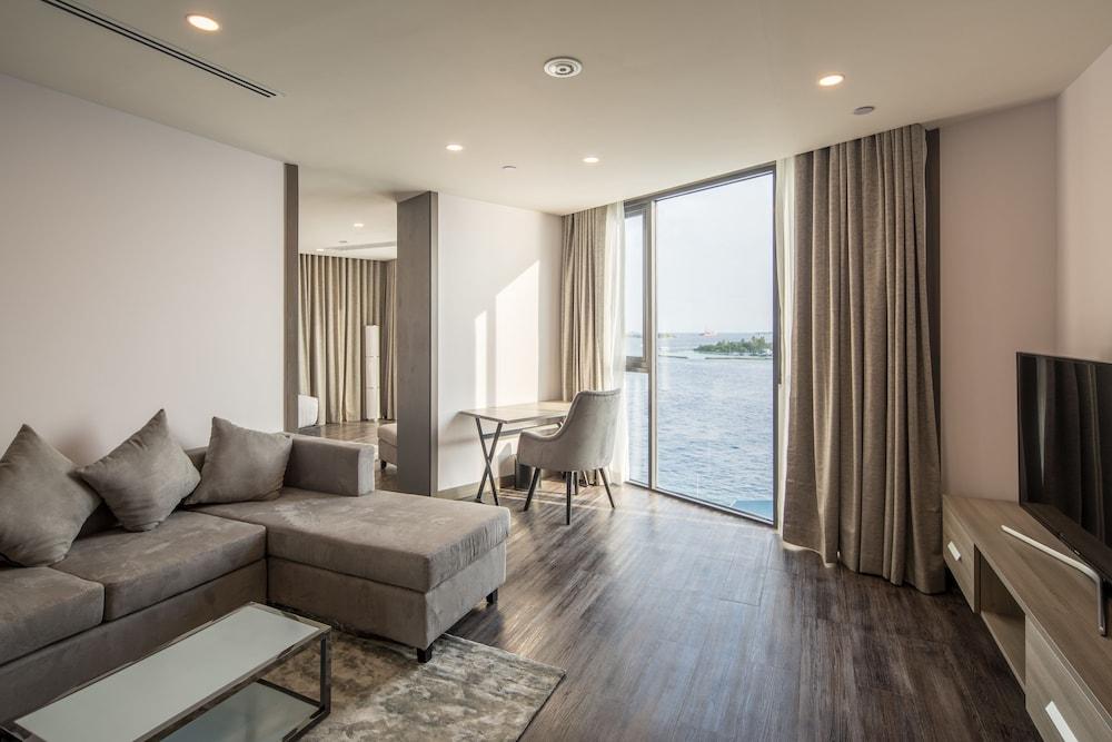 Maagiri Hotel Room Type - Executive Suite, 1 King Bed, Ocean View (with Free Airport Transfer & 10% off on F&B) Maagiri Hotel Room Type - Executive Suite, 1 King Bed, Ocean View (with Free Airport Transfer & 10% off on F&B)