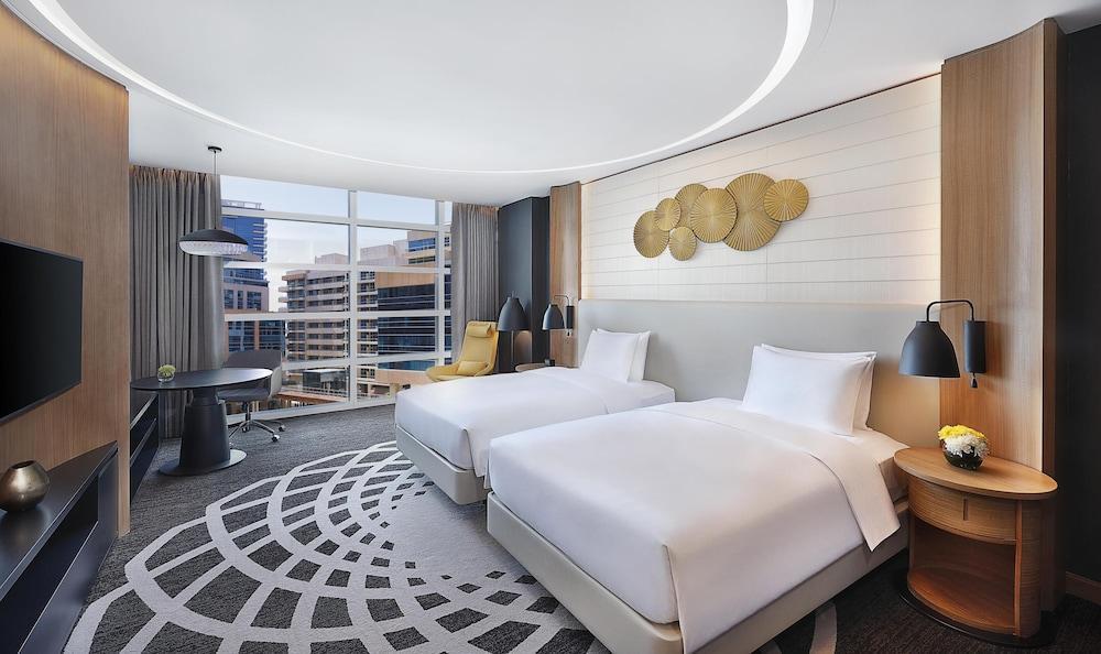 DoubleTree by Hilton Dubai - Business Bay Room Type - Two Double Beds Deluxe Room