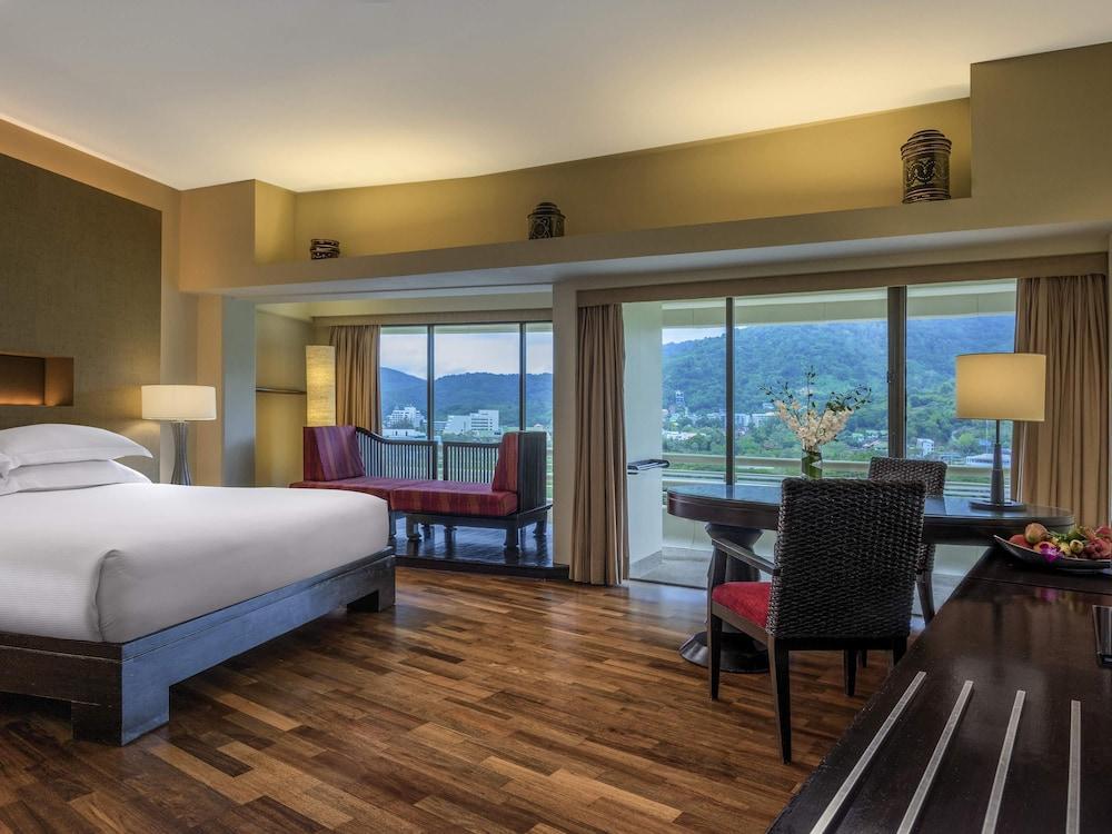 Pullman Phuket Karon Beach Resort Room Type - Junior Suite, 1 Double Bed, Garden View Pullman Phuket Karon Beach Resort Room Type - Junior Suite, 1 Double Bed, Garden View