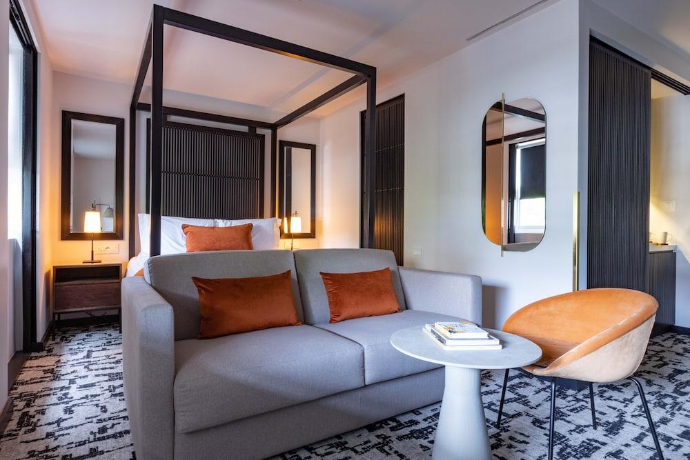 LA Suite West Hotel Room Type - Junior Suite LA Suite West Hotel Room Type - Junior Suite