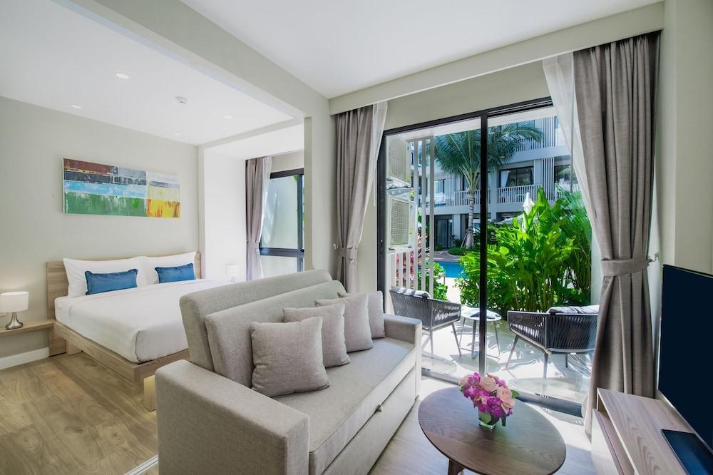 Diamond Resort Phuket Official Account Room Type - Grand Deluxe Suite Pool Terrace