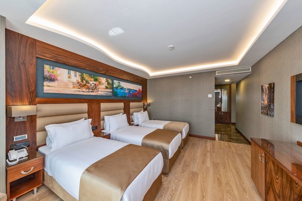 Piya Sport Hotel Room Type - Deluxe Triple Room