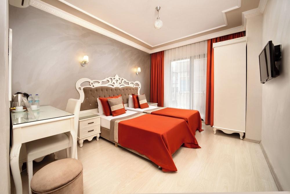 Deluxe Newport Hotel - Old City Room Type - Deluxe Double or Twin Room