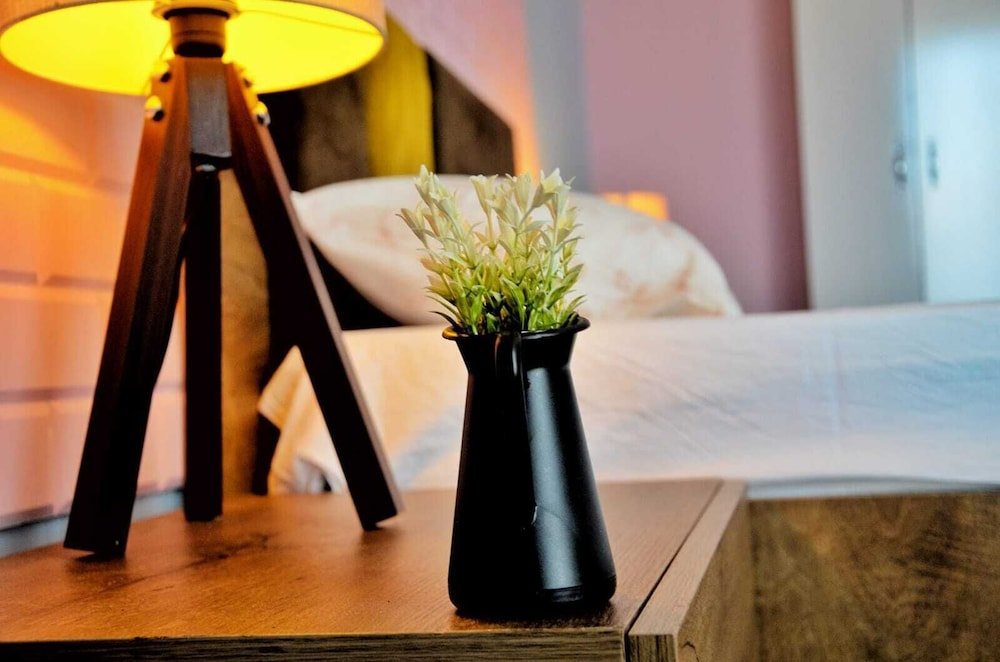 Retro Suites Room Type - Basic Double Room, 1 Bedroom