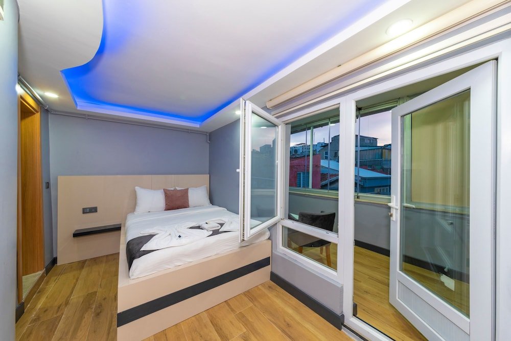 Butterfly Suites Room Type - C) Suite with Terrace