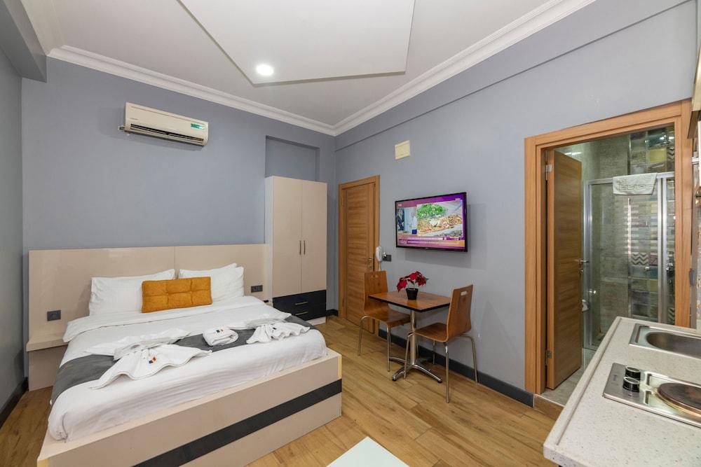 Butterfly Suites Room Type - B) Standard Suite