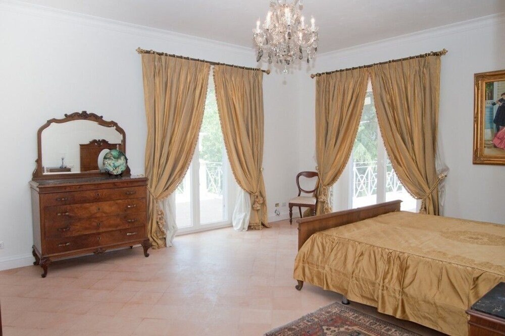 Villa Strampelli Room Type - Double or Twin Room Villa Strampelli Room Type - Double or Twin Room