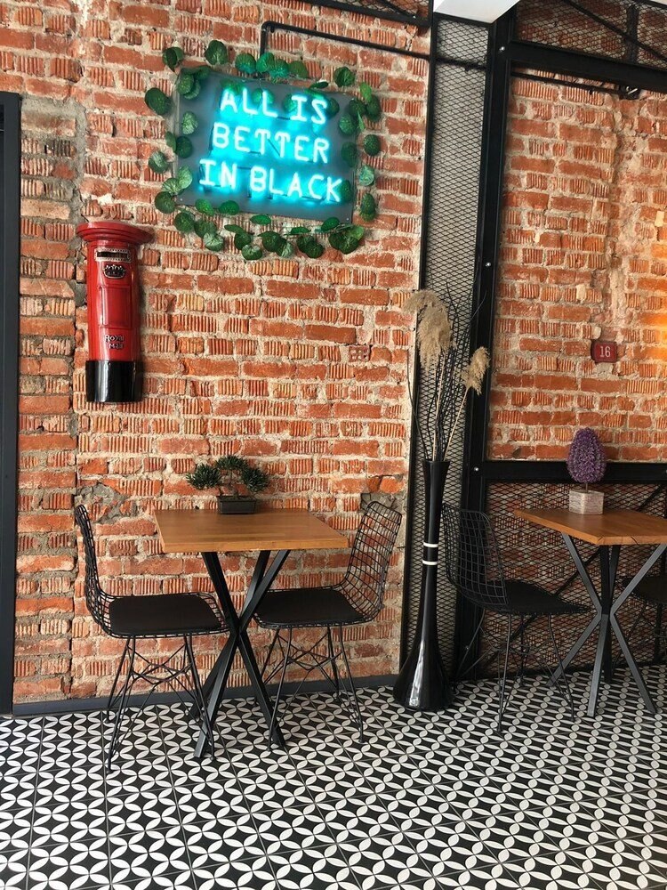 Black Suite Istanbul Hotel Price Address Reviews