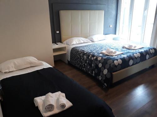 Modern BnB Room Type - Triple Room