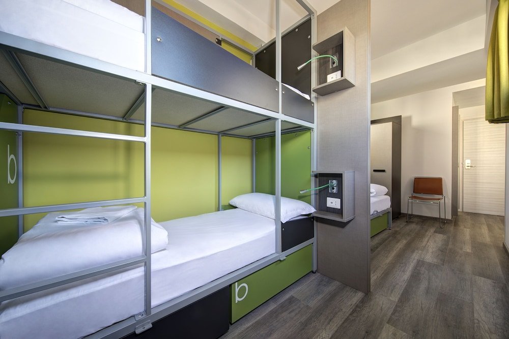 The RomeHello - Hostel Room Type - Shared Dormitory, Women only (3 pax)