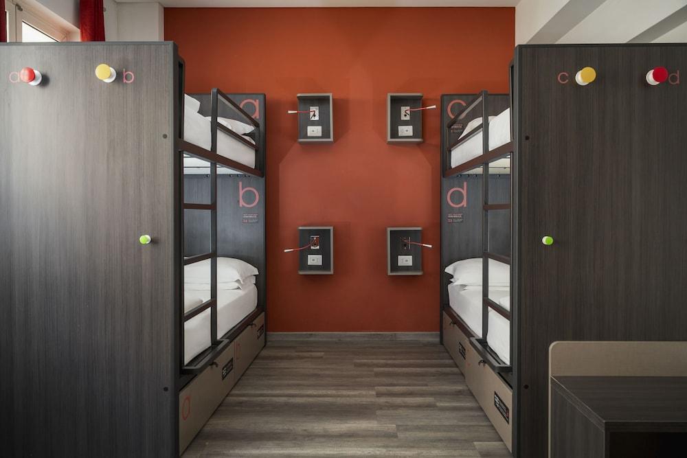 The RomeHello - Hostel Room Type - Shared Dormitory, Mixed Dorm (4 pax)