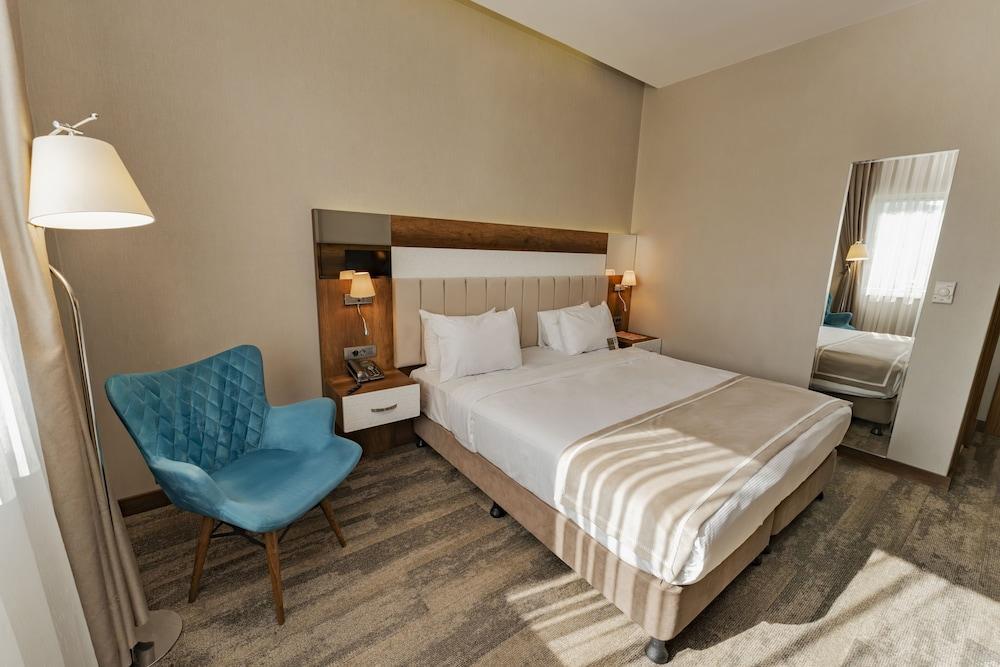 Vespia Hotel Room Type - Standard Double Room