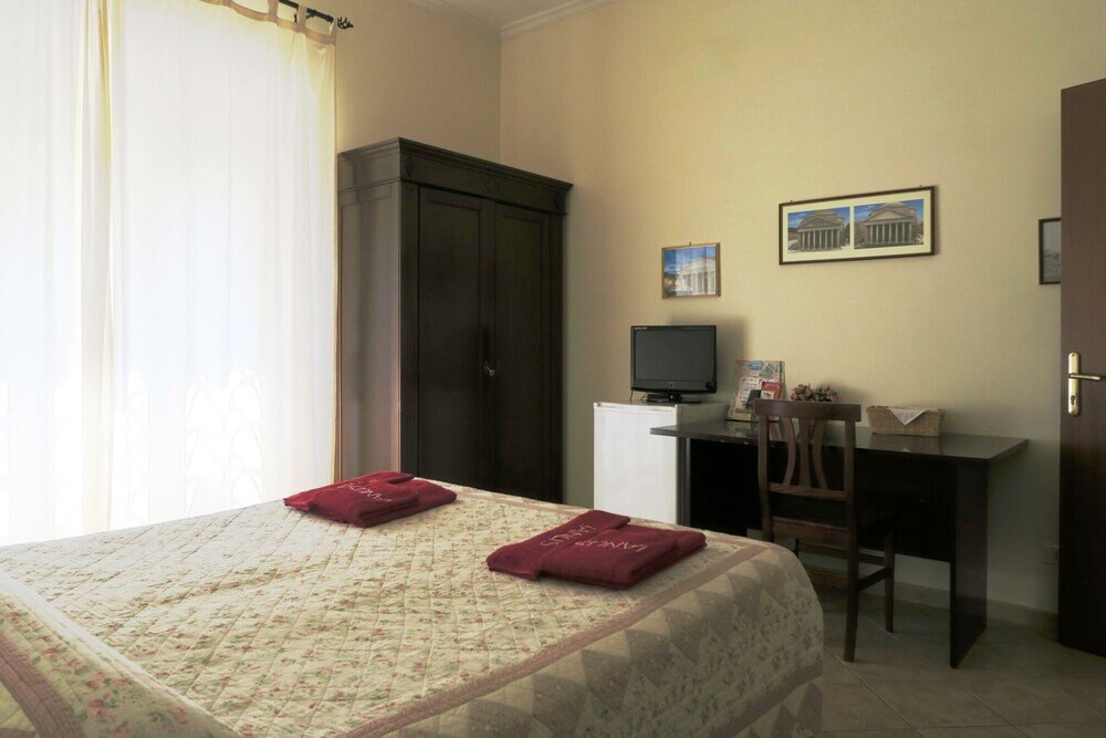 Ianus Guest House Room Type - Standard Double or Twin Room Ianus Guest House Room Type - Standard Double or Twin Room