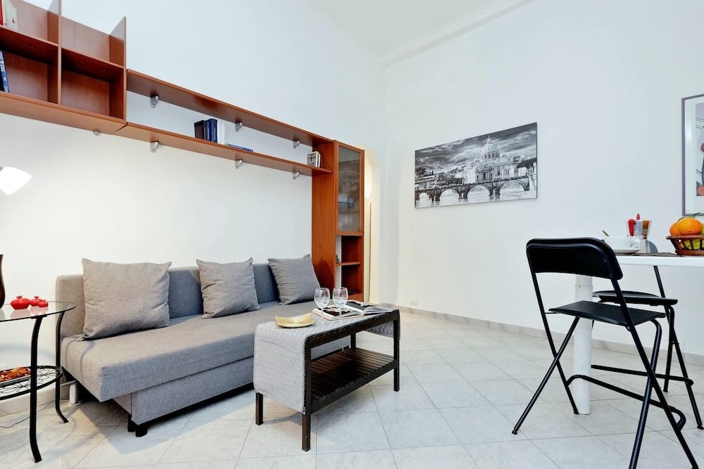 Lungaretta 4 - WR Apartments - Tap to explore photos