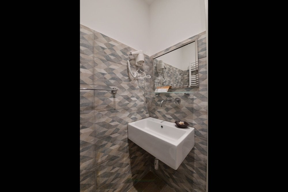 Relais Barberini - Tap to explore photos