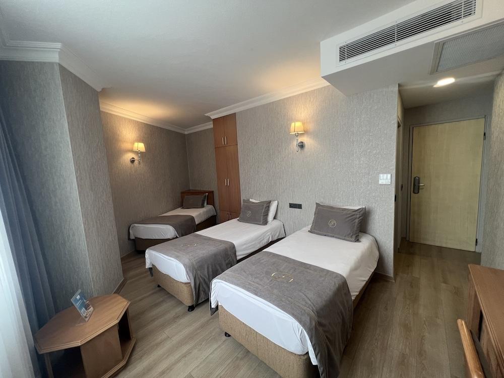 Fuar Hotel Room Type - Triple Room