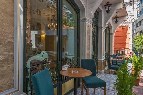 Galatower Hotel