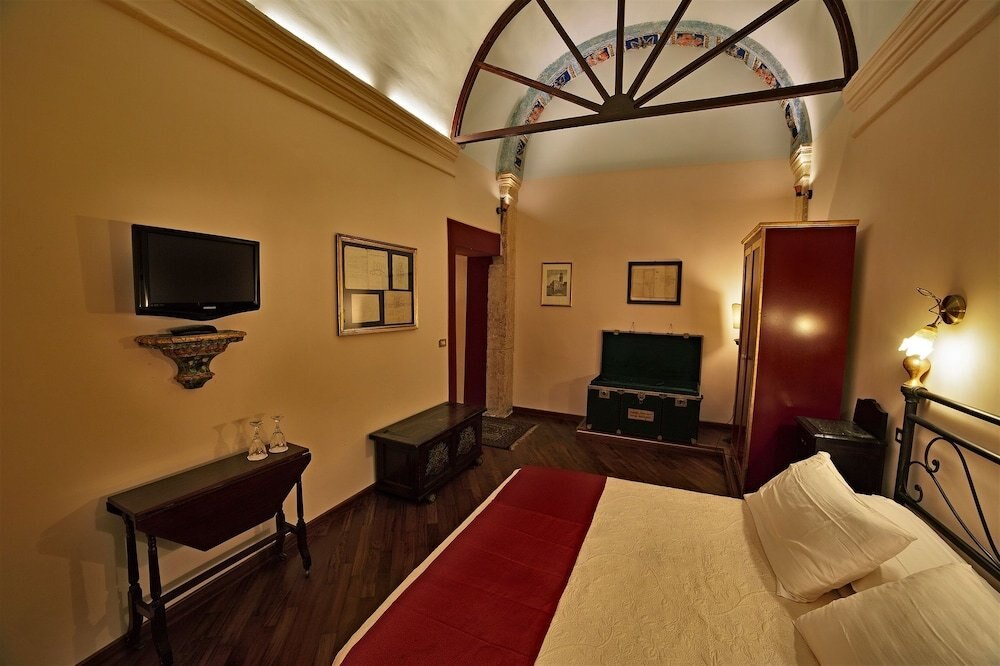 Residenze Gregoriane - Dimora d'Epoca Room Type - Family Suite, 2 Bedrooms, Terrace, River View
