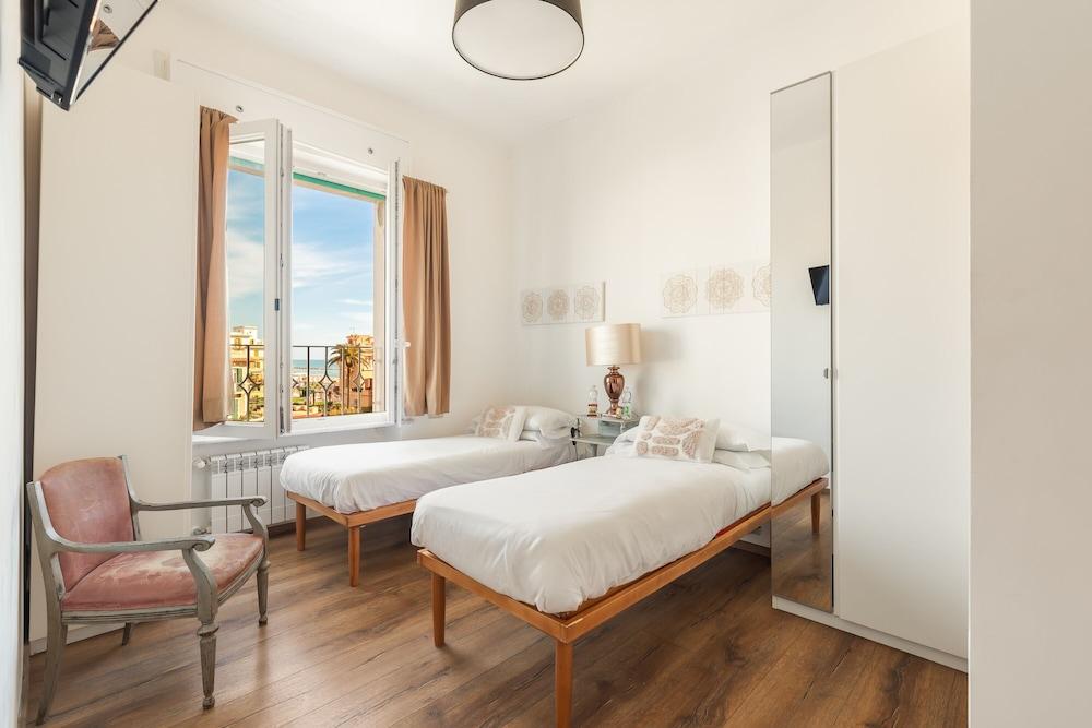 Guest House Maison 6 Room Type - Superior Twin Room, 2 Twin Beds, Private Bathroom, Sea View Guest House Maison 6 Room Type - Superior Twin Room, 2 Twin Beds, Private Bathroom, Sea View