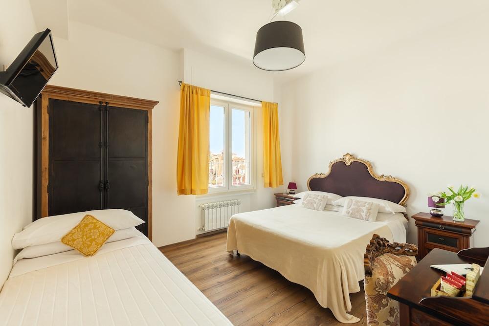 Guest House Maison 6 Room Type - Deluxe Double Room, Multiple Beds, Private Bathroom, Sea View (La Doree) Guest House Maison 6 Room Type - Deluxe Double Room, Multiple Beds, Private Bathroom, Sea View (La Doree)