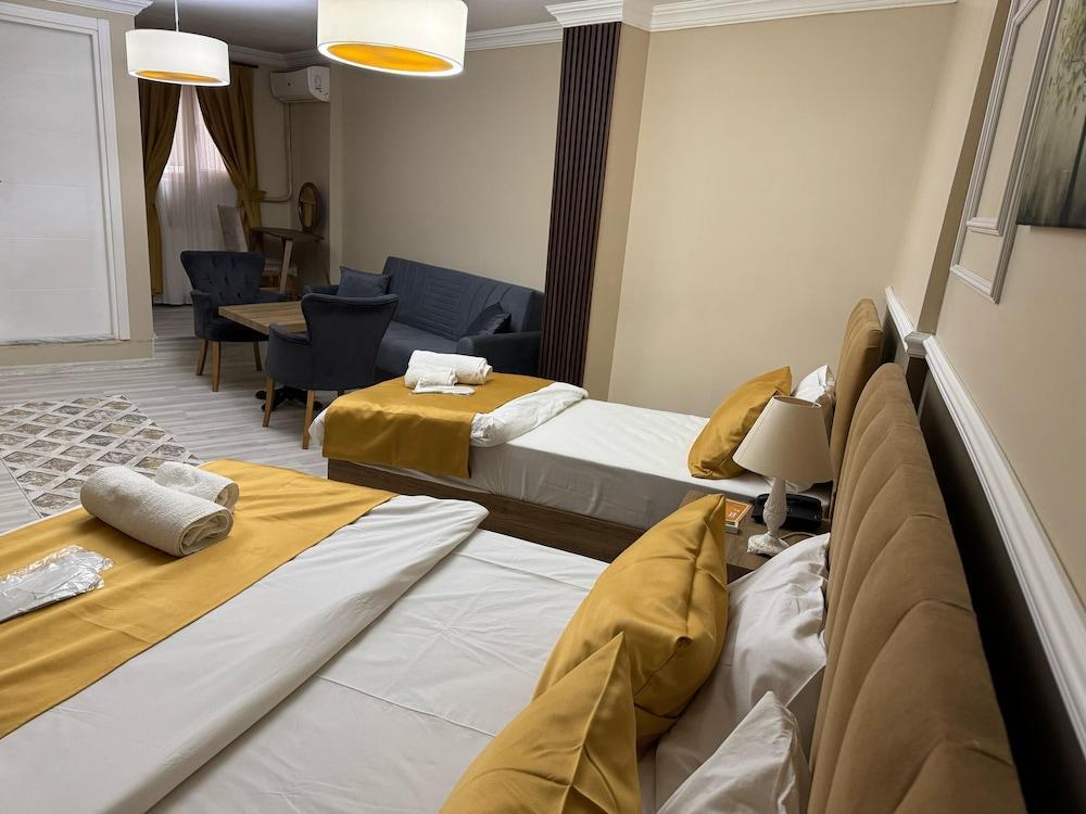 New Beylerbeyi Hotel Room Type - Grand Quadruple Room