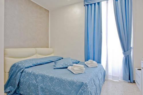 Oscar 2 Room Type - Deluxe Queen Room