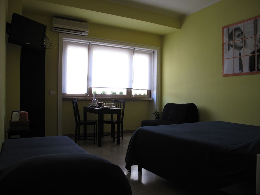 Arches Inn B&B Room Type - Comfort Triple Room, 1 Bedroom