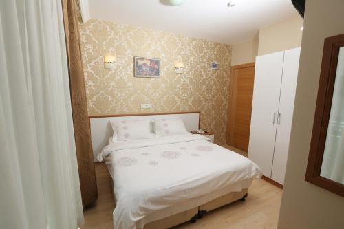 Hotel Avcilar City - Tap to explore photos