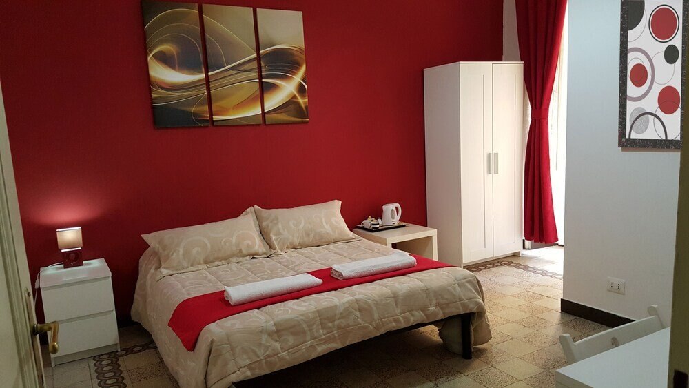 Hosting Flats Room Type - Superior Double Room Hosting Flats Room Type - Superior Double Room