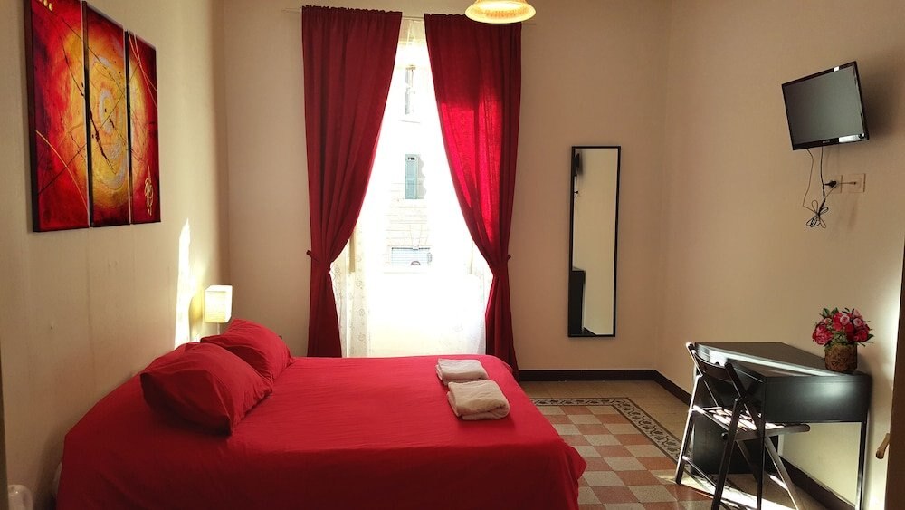 Hosting Flats Room Type - Twin Room, Shared Bathroom