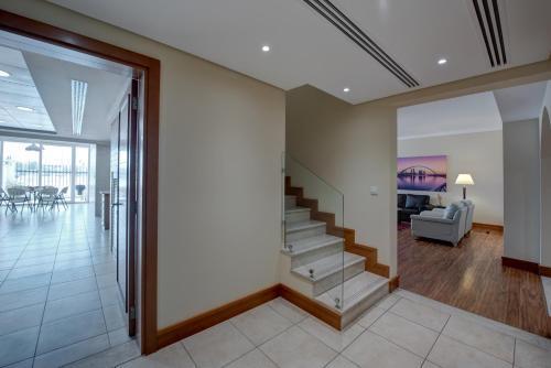 J5 Villas Holiday Homes - Barsha Gardens - Tap to explore photos
