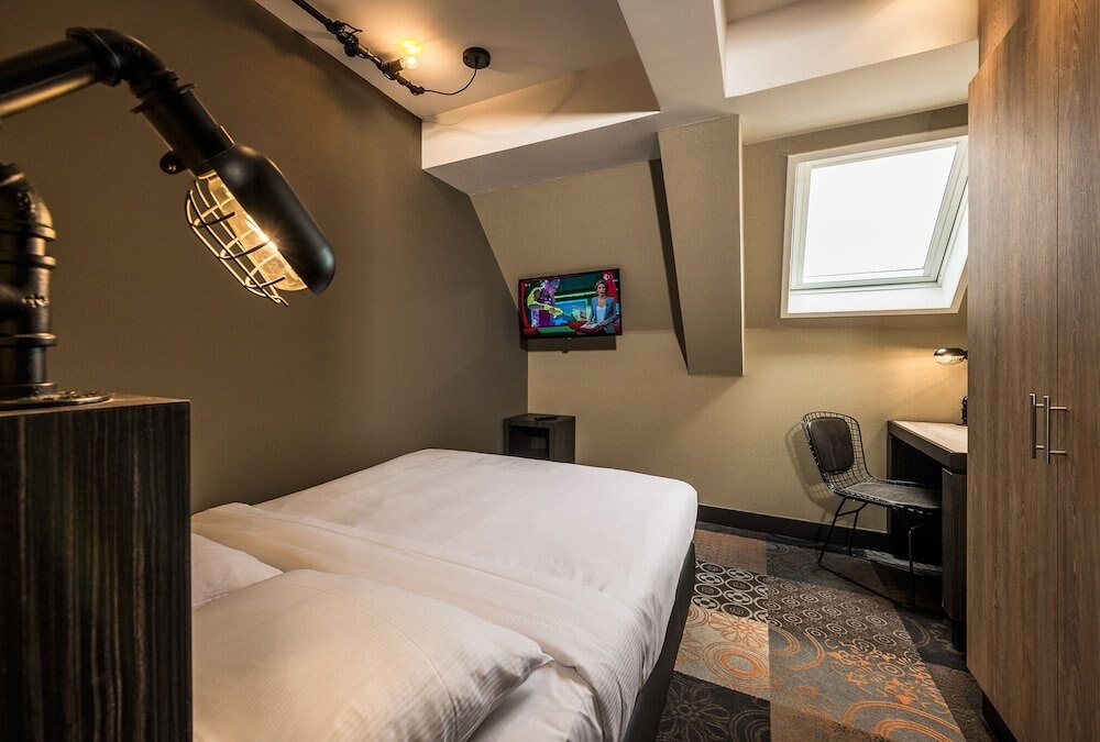 The Alfred Hotel Room Type - Small Double Room