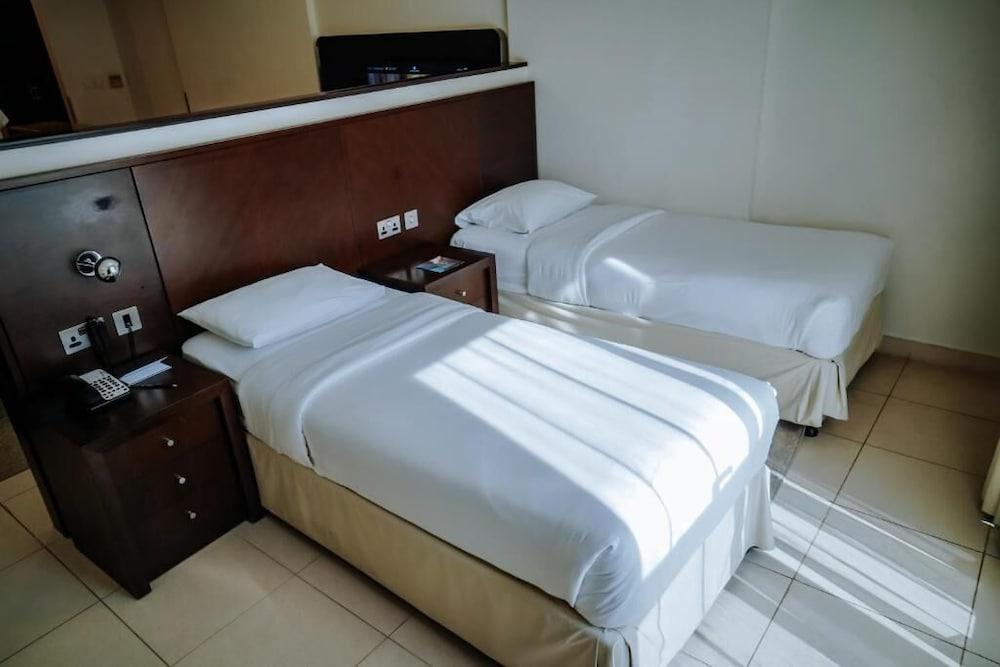 MENA Aparthotel Room Type - Studio Apartment Twin - Non Smoking