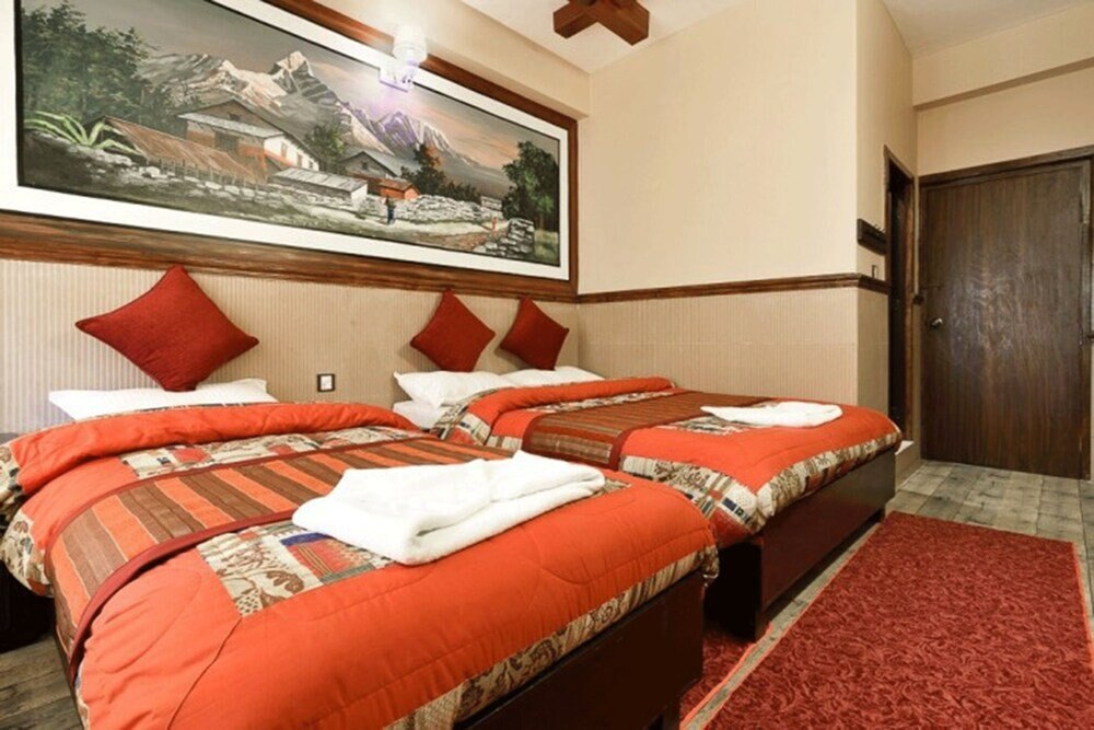 Hotel Forest Lake Backpackers' Hostel Room Type - Standard Double Room, 2 Twin Beds, Non Smoking, Lake View