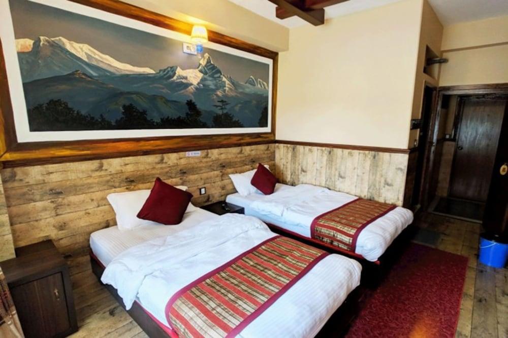 Hotel Forest Lake Backpackers' Hostel Room Type - Standard Double or Twin Room, 2 Twin Beds, Non Smoking, Lake View Hotel Forest Lake Backpackers' Hostel Room Type - Standard Double or Twin Room, 2 Twin Beds, Non Smoking, Lake View