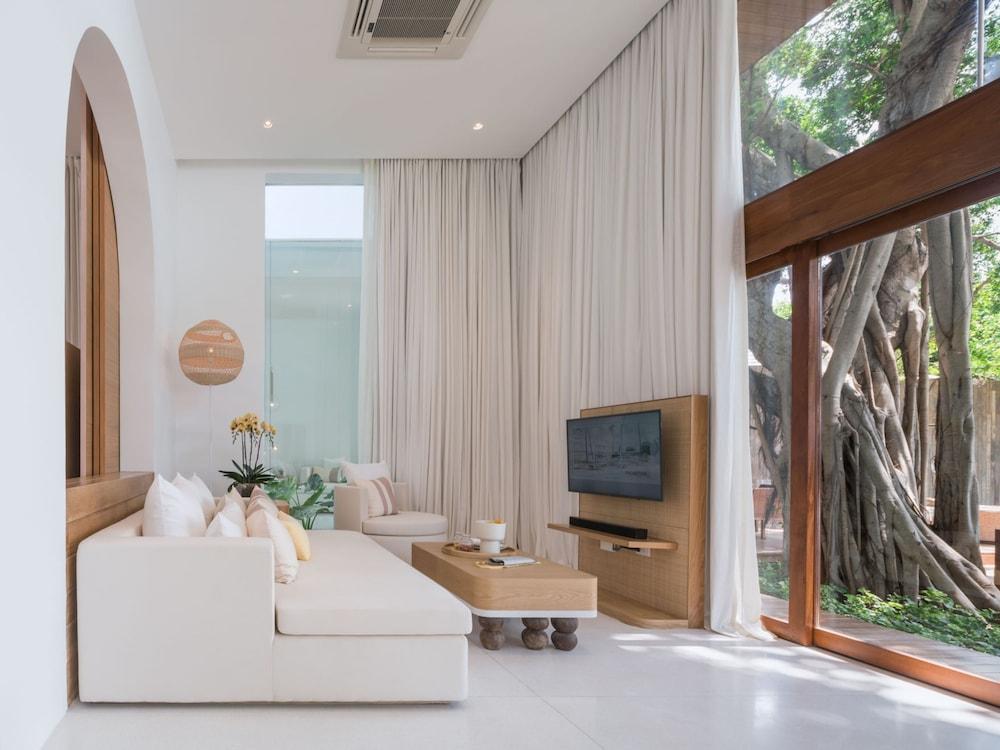 SALA Samui Chaweng Beach Resort Room Type - SALA Signature Villa One