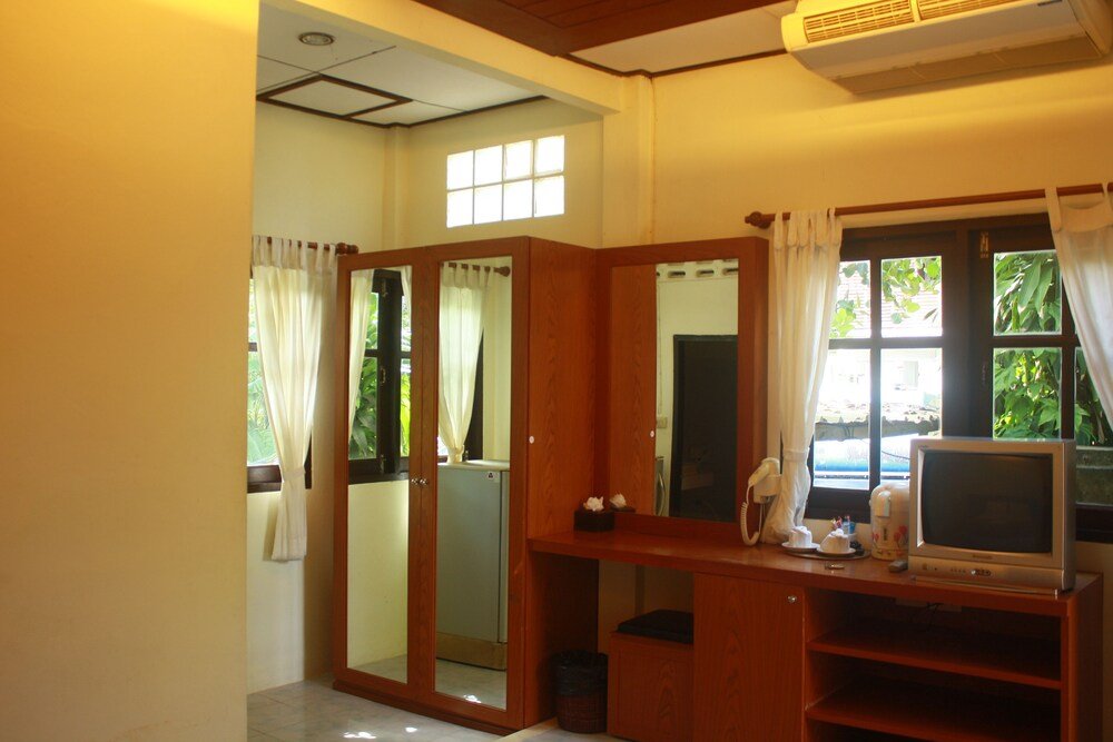 Samui Honey Backpacker Bungalow Room Type - Basic Bungalow