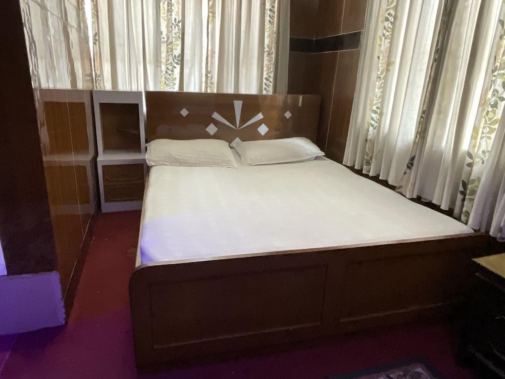 Sudha's Garden Home Room Type - Standard Double or Twin Room