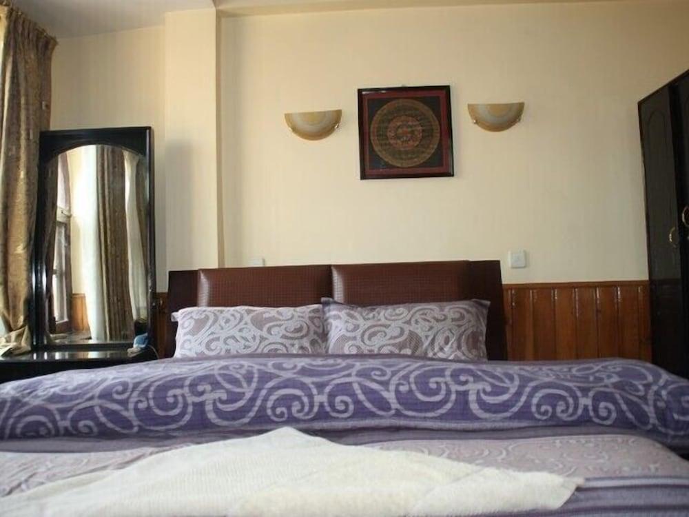 Thamel Apartments/Hotel Room Type - Deluxe Double or Twin Room, 2 Bedrooms, Smoking, Kitchen Thamel Apartments/Hotel Room Type - Deluxe Double or Twin Room, 2 Bedrooms, Smoking, Kitchen