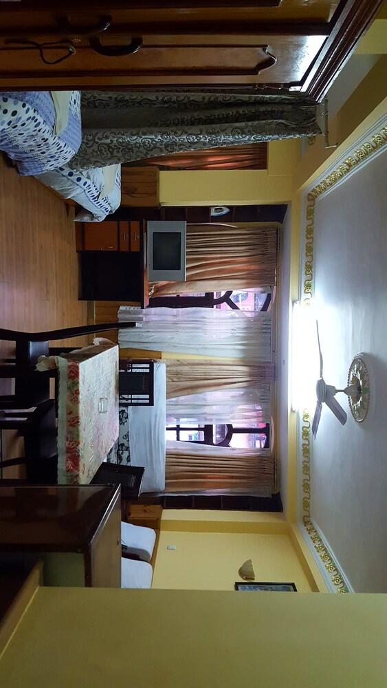 Thamel Apartments/Hotel Room Type - Deluxe Studio, 2 Double Beds, Smoking, Kitchen Thamel Apartments/Hotel Room Type - Deluxe Studio, 2 Double Beds, Smoking, Kitchen