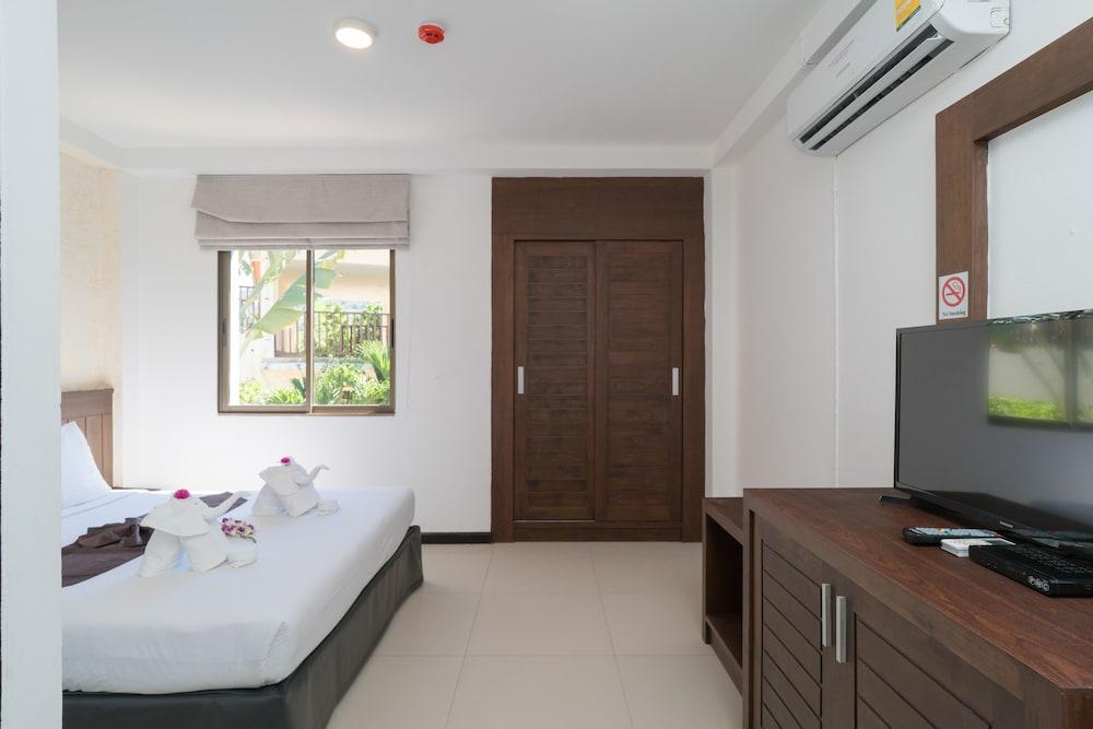 Destination Patong Room Type - Standard Double Room