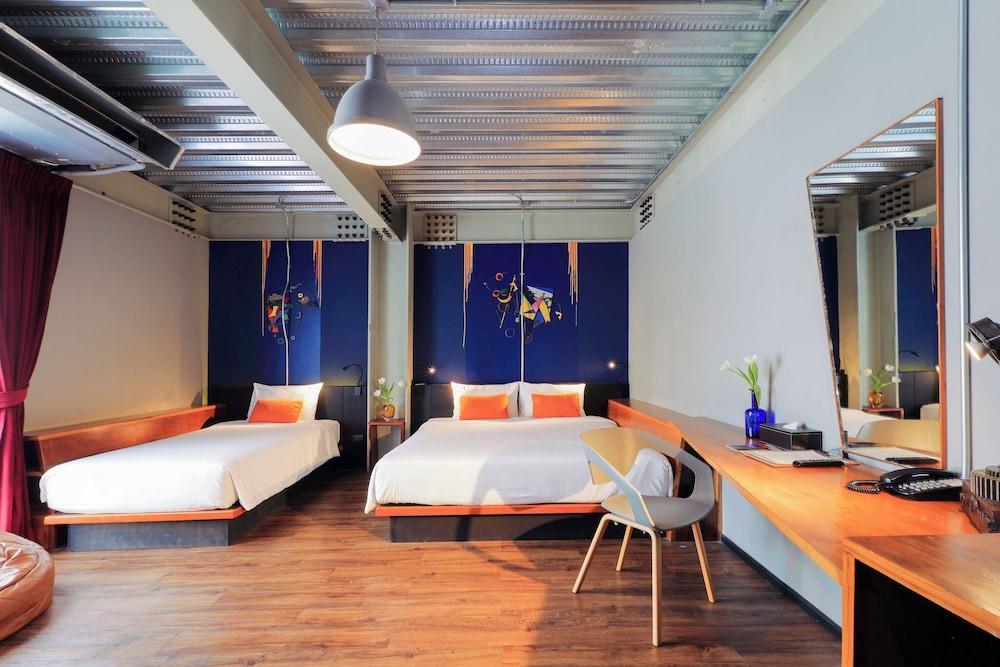 MeStyle Garage Bangkok Room Type - Triple Large Room