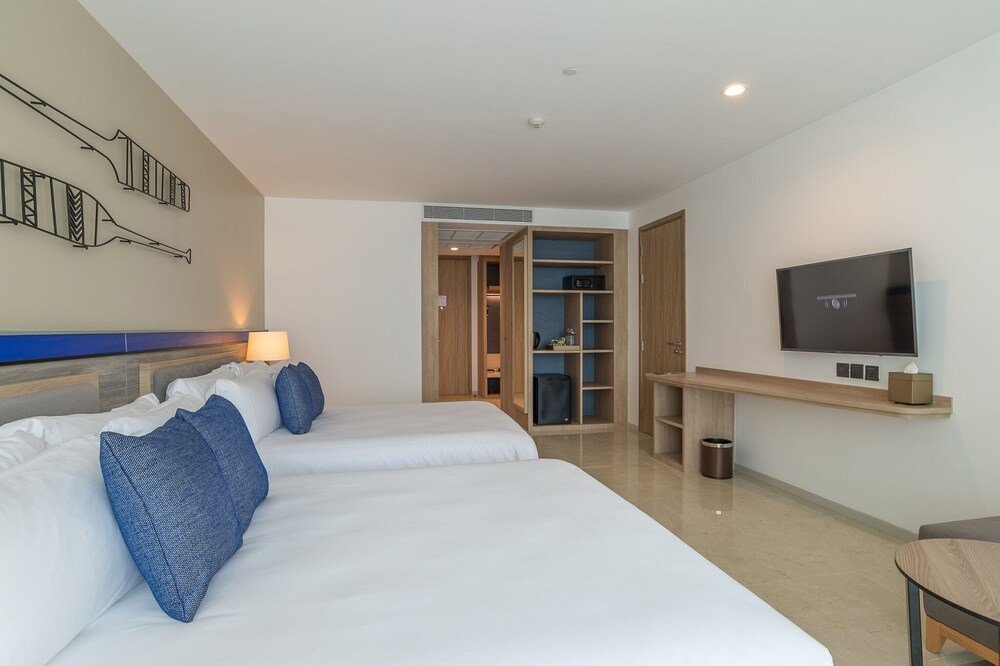 Centara Ao Nang Beach Resort and Spa Krabi Room Type - Premium Deluxe King