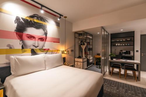 Studio One Hotel - Tap to explore photos